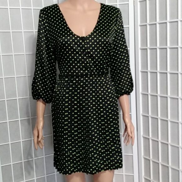 Adorable Black Dress W/ Green Polka Dots And Poofy Slit Half Sleeves - Picture 4 of 15